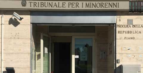 Figli tolti ai genitori, il giudice minorile: L'allontanamento  sempre l'ultima soluzione